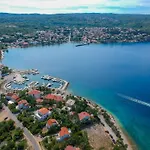 Devcic By Interhome Appartamento Šilo