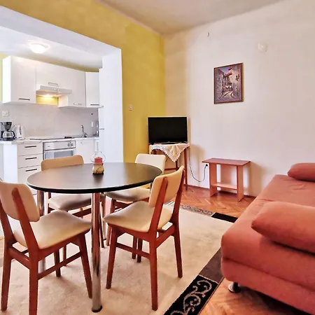 Apartament Devcic By Interhome Šilo