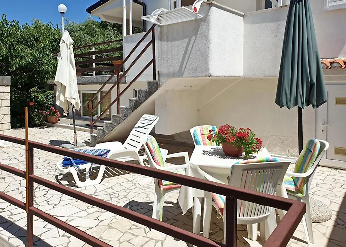 Devcic By Interhome Apartament Šilo