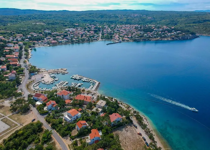 Devcic By Interhome Apartament Šilo